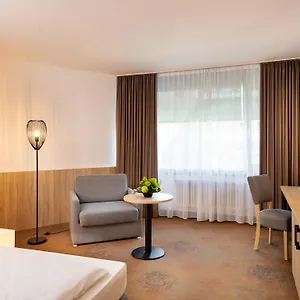 Plaza & Living Frankfurt Almanya